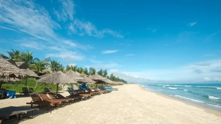 An Bang Beach – The Most Beautiful Beach In Hoi An